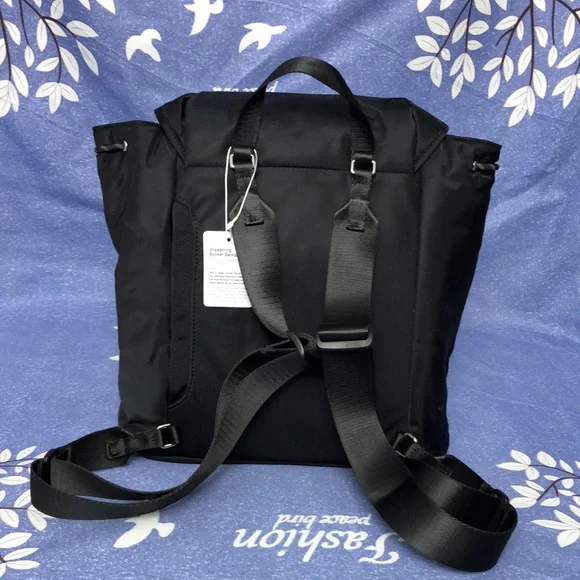 lululemon athletica ✨Black Backpack with Modern Design 10L✨